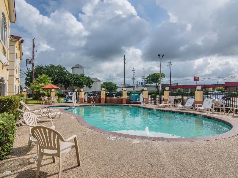 Quality Suites North Houston - Spring Exterior foto